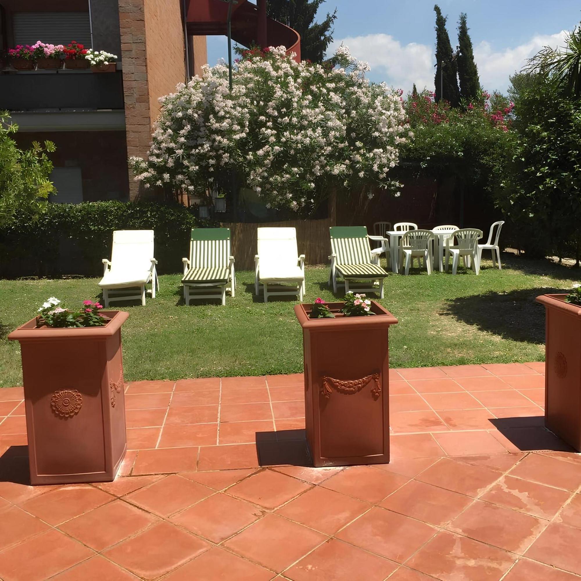 Aurelia Antica Terrace Apt Free Pool And Parking Rome Exterior photo